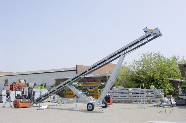 Mobile Muldengurtförderer (Muldenförderer)